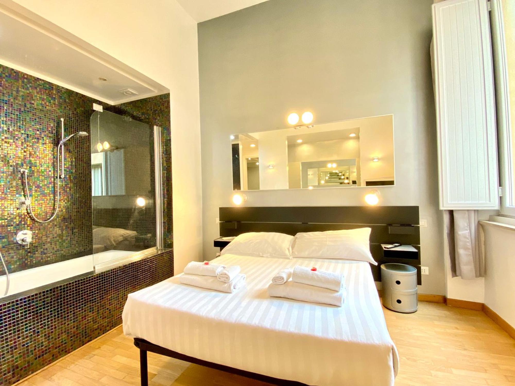 Kiss Me Rome Luxury Rooms — Bilder 1